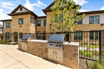 Picnic and grilling areas